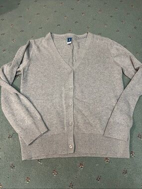Old Navy Light Gray V-Neck Button Cardigan
